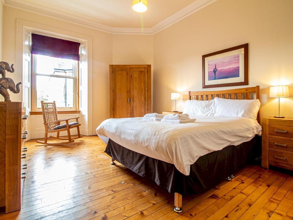 Pass The Keys Beautiful And Bright Georgian Style Morningside Apartment Edimburgo Esterno foto